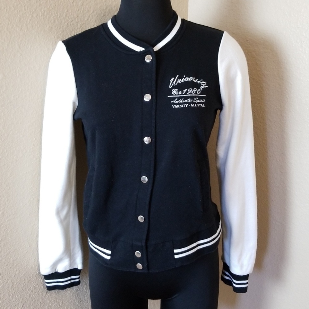 Forever 21 Black Varsity Jacket Size S